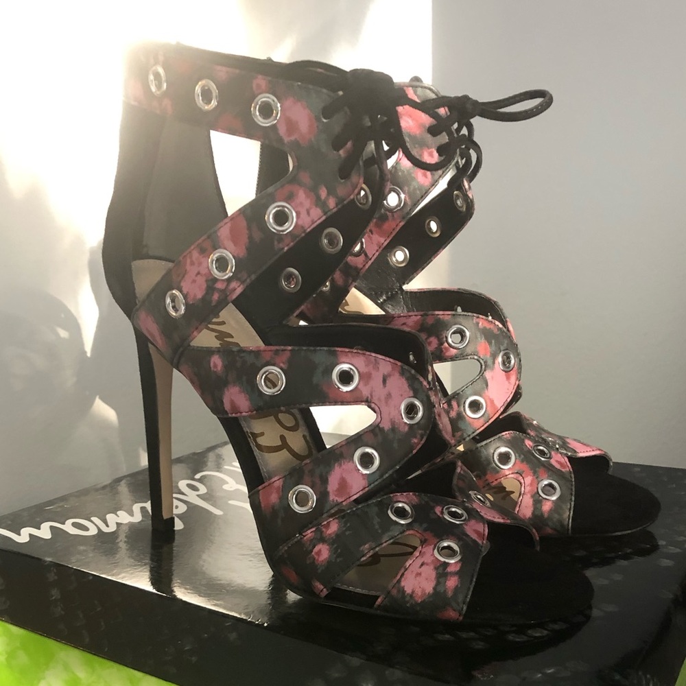 Sam Edelman 9M 4.5 inch Heals . Never worn Leather